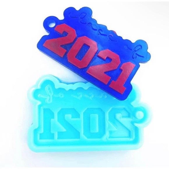12 pack Silicone Keychain Mold Class of 2021 for Resin - Picture 1 of 2